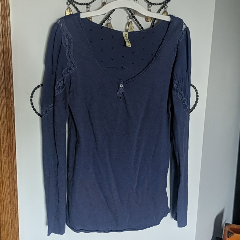 FREE PEOPLE Blue Long Sleeve Top (L)